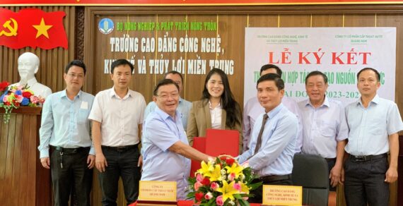 Lễ ký kết thỏa thuận hợp tác giữa Trường Cao đẳng Công nghệ, Kinh tế và Thủy lợi miền Trung và Công ty Cổ phần Cấp thoát nước Quảng Nam